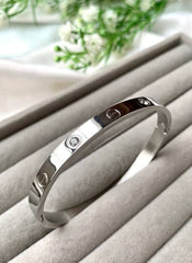 Love Bracelet Cartier